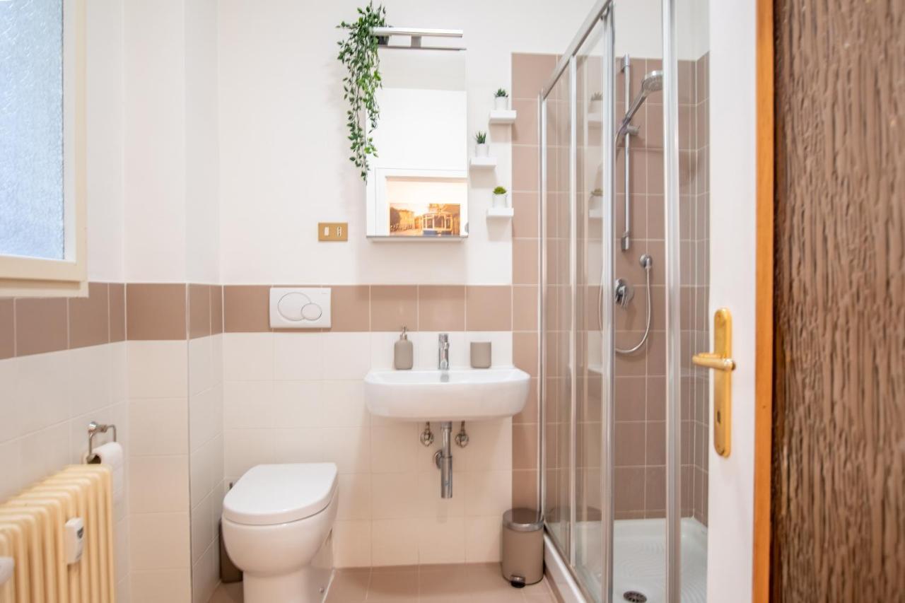 Casa Viale XX Settembre Apartment ตรีเอสเต ภายนอก รูปภาพ