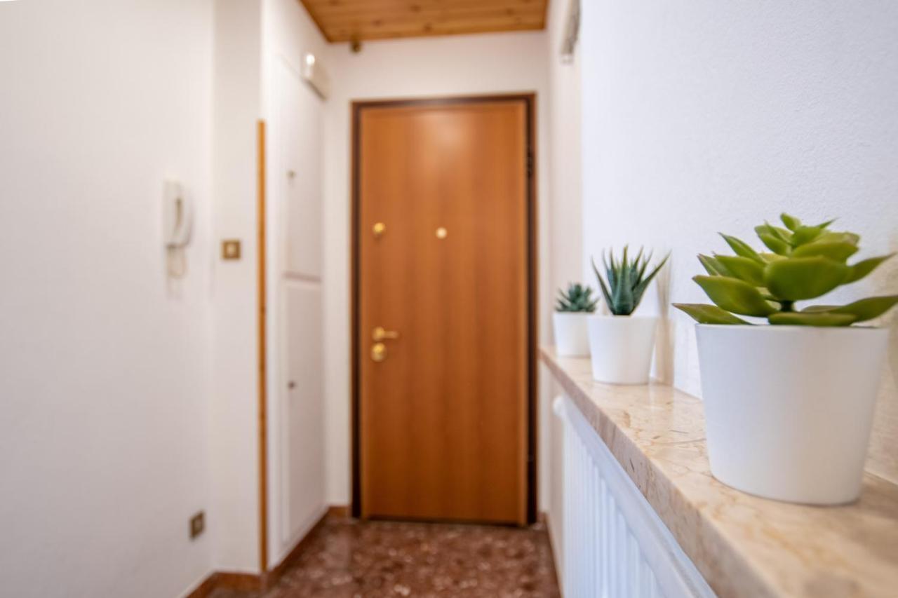 Casa Viale XX Settembre Apartment ตรีเอสเต ภายนอก รูปภาพ
